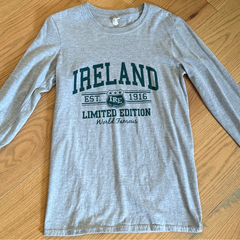 Gildan Gray Ireland Long Sleeve Kids Tee